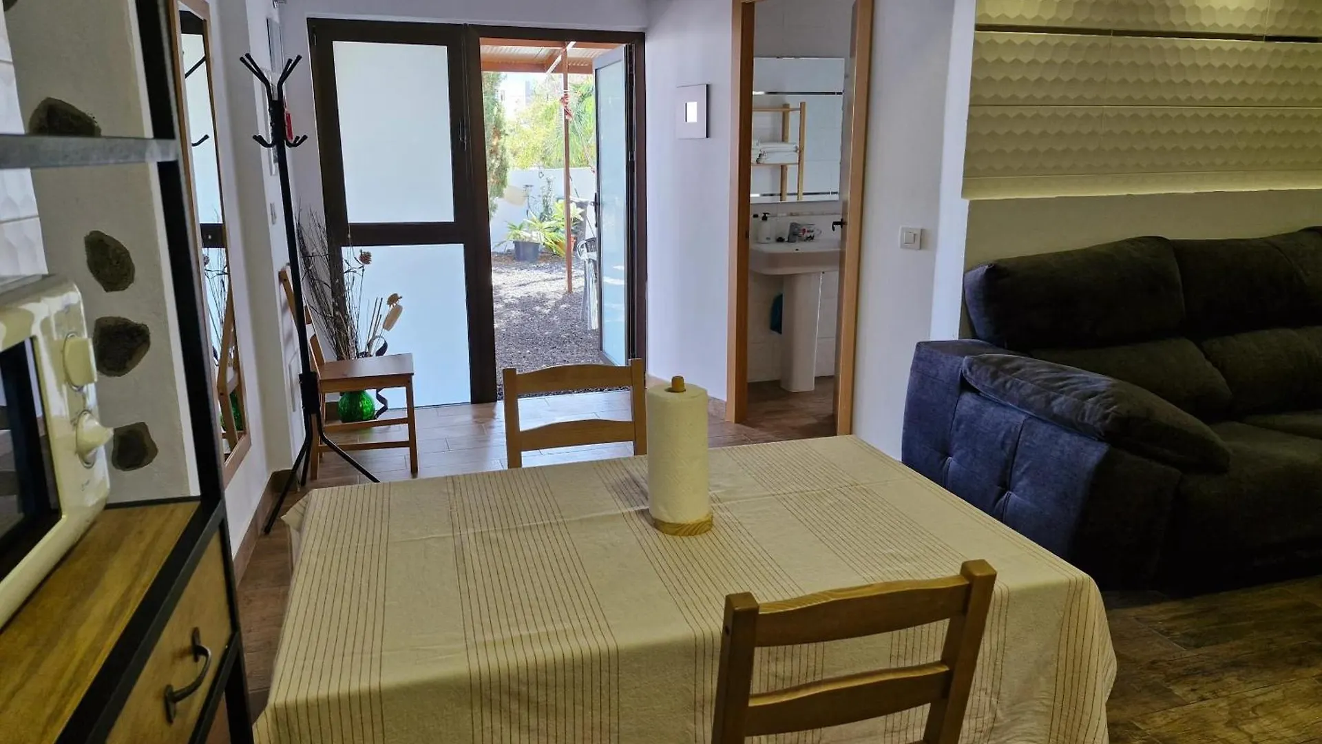 Apartment With Stunning Views In Guimar 50 M² + Close To The Sea Spanien
